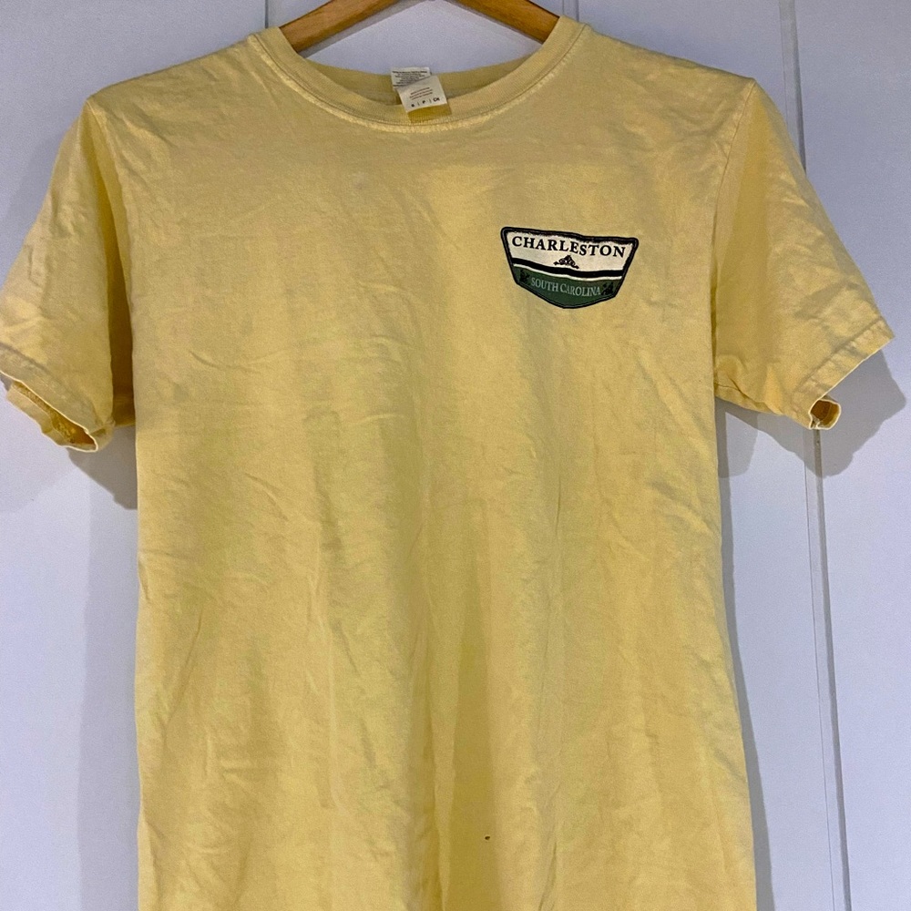 Charleston, SC shirt.